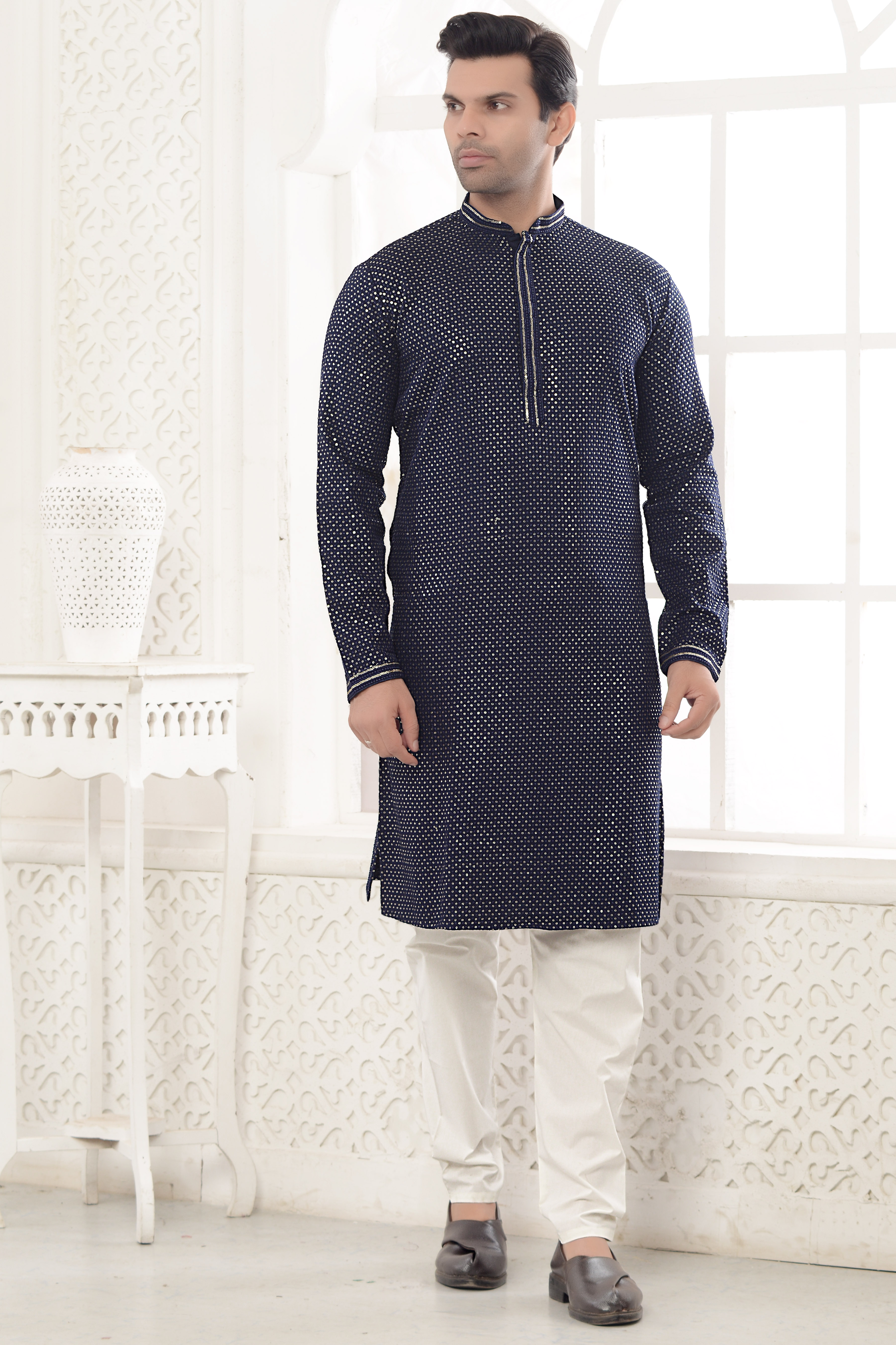 Arruga gliter sequins kurta pyjama