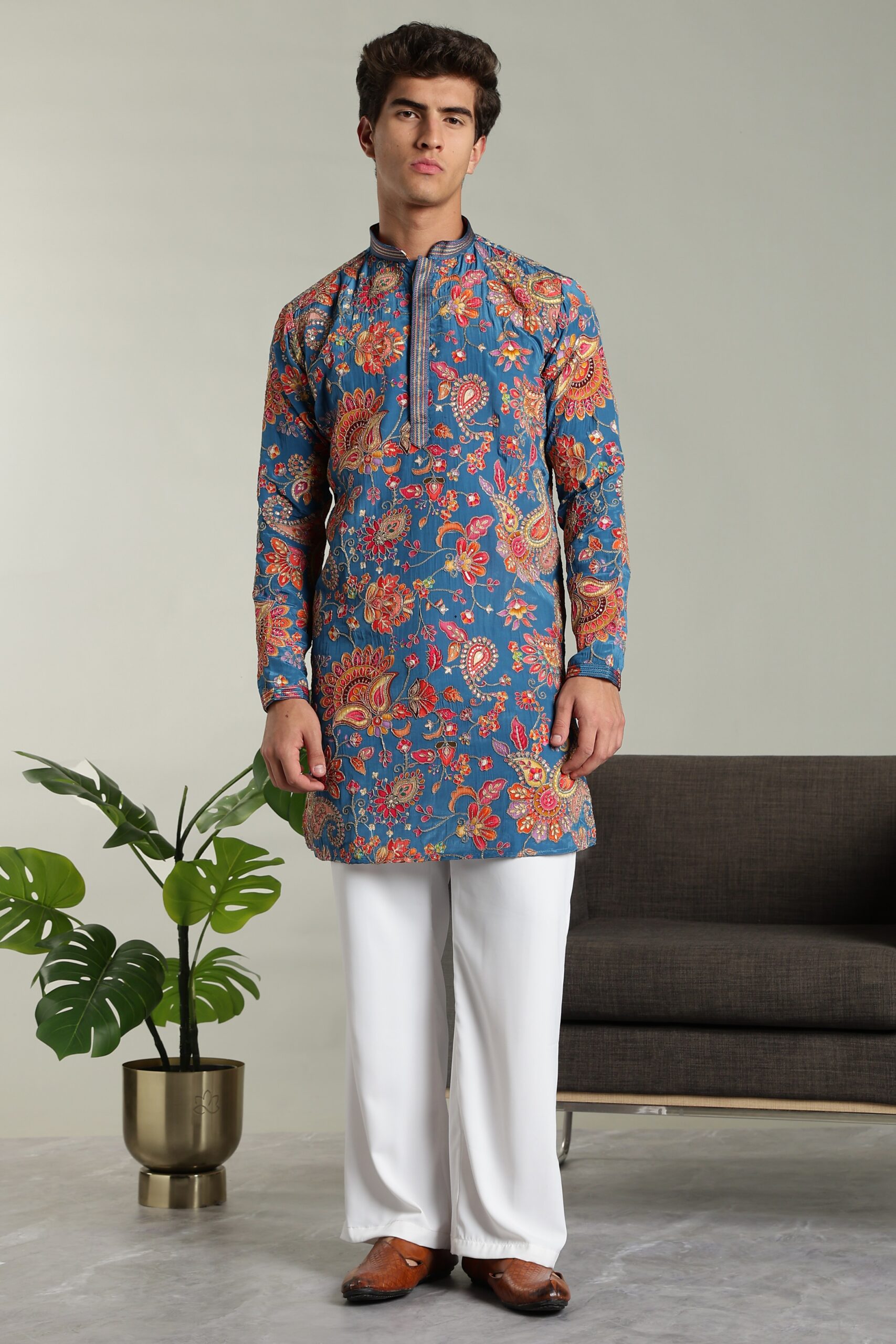 ARRUGA Men’s position print embroidery silk kurta pant set