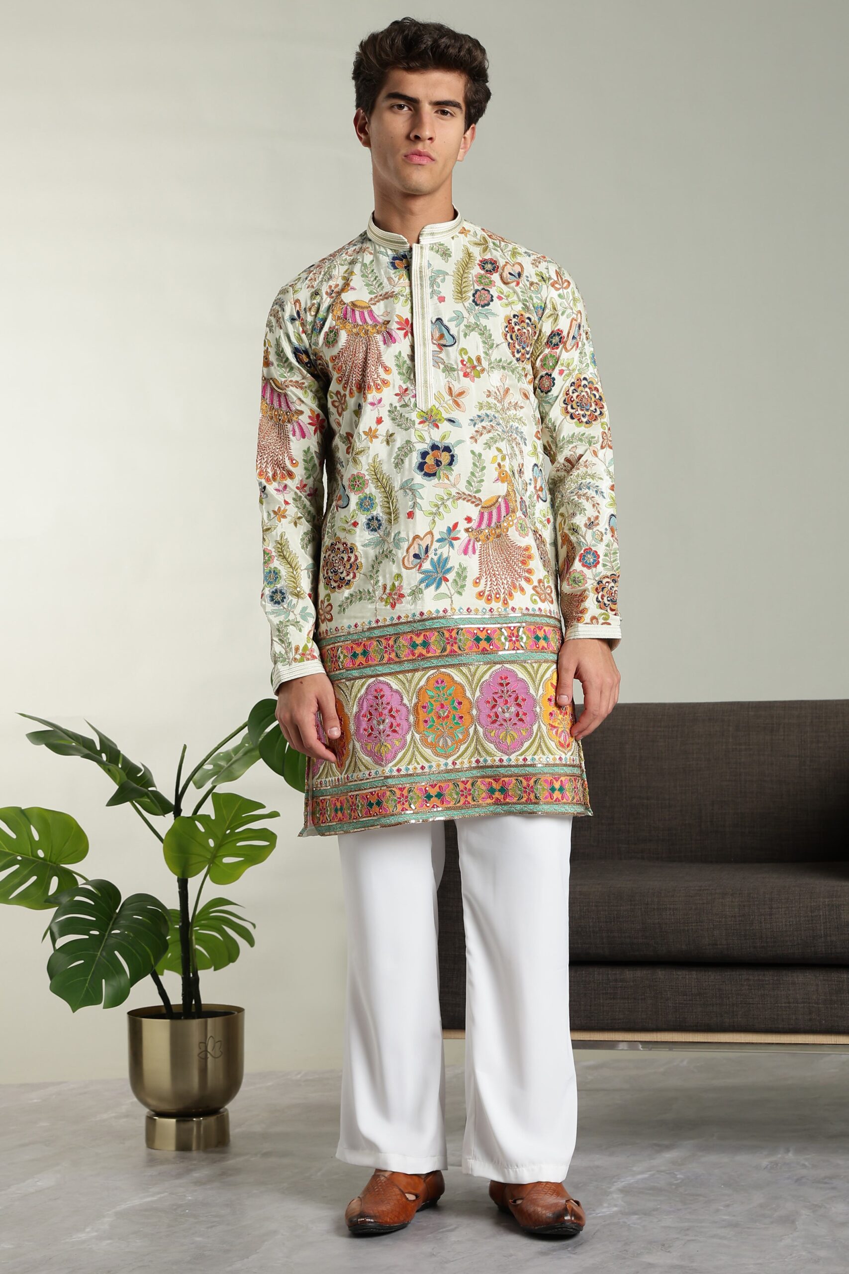 ARRUGA Men’s position print embroidery silk kurta pant set