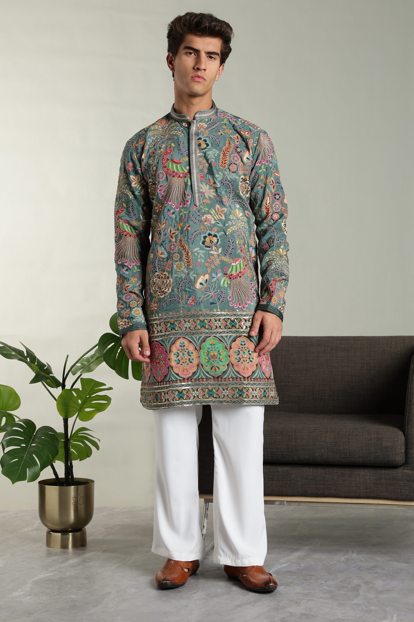ARRUGA Men’s position print embroidery silk kurta pant set